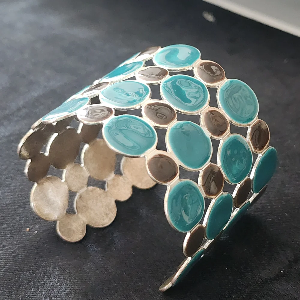 Elegant Enamel Cuff Bracelet Black and Blue Bracelet Fashion Costume Jewelry - Picture 7 of 11